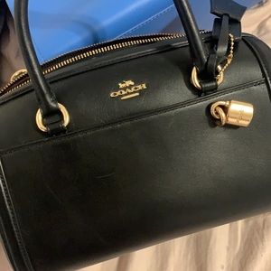 Bag coach 150 dlls new almost